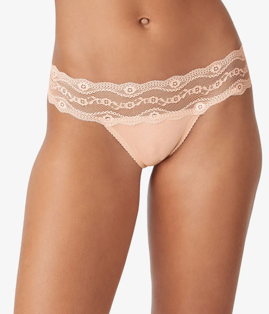 Wacoal Thong * b.adorabe Thong Pale Peach