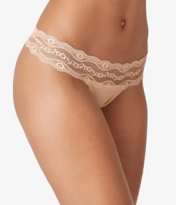 Wacoal Thong * b.adorabe Thong Pale Peach