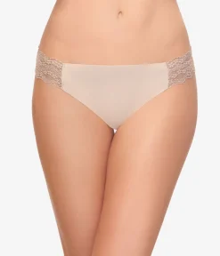 Wacoal Thong * b.bare Thong Au Natural