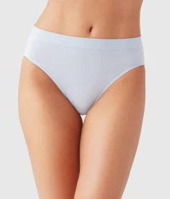 Wacoal Hi-Cut|Seamless * B-ooth® eae Hi-Cut Soft Sky