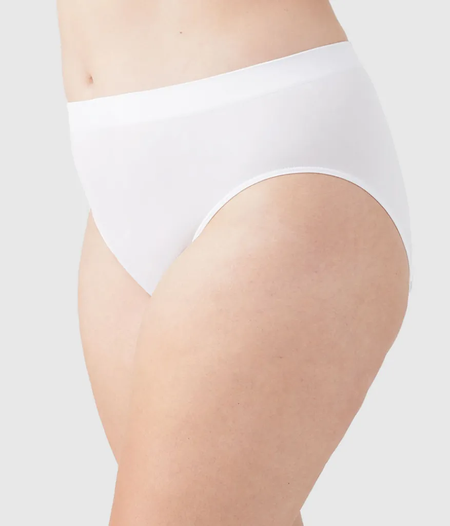 Wacoal Hi-Cut|Seamless * B-ooth® eae Hi-Cut White