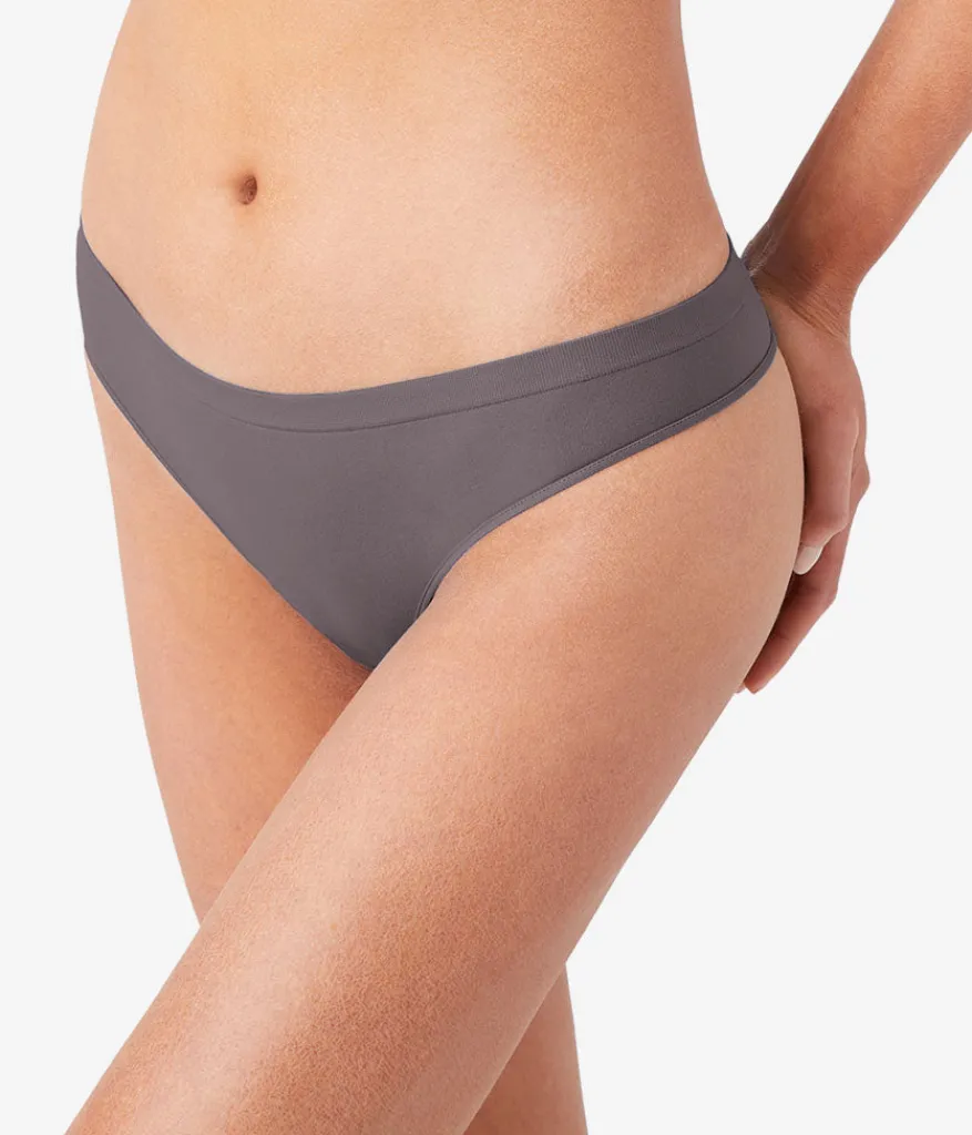 Wacoal Thong|Seamless * Cofort Intended Thong Shark