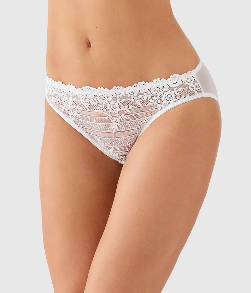 Wacoal Panties|Bikini * Ebrace ace® Bikini Delicious White