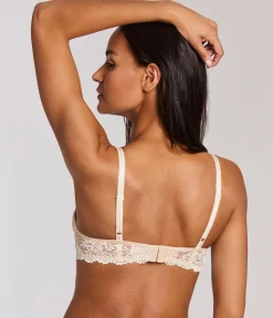 Wacoal Unlined|Lace * Embrace Lace® Underwire Bra Sand/Ivory