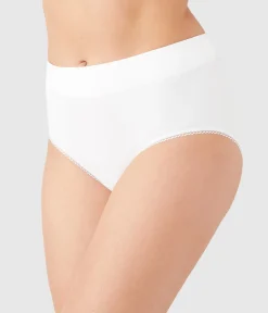 Wacoal Brief|Seamless * Feeing Fexibe Brief White
