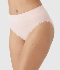 Wacoal Hi-Cut|Seamless * Feeing Fexibe Hi-Cut Rose Dust