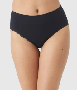 Wacoal Hi-Cut|Seamless * Feeing Fexibe Hi-Cut Black