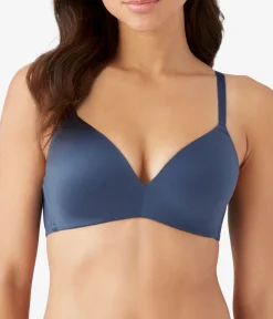 Wacoal Racerback/Convertible|Seamless * Future Foundation Wire Free T-Shirt Bra Oceana