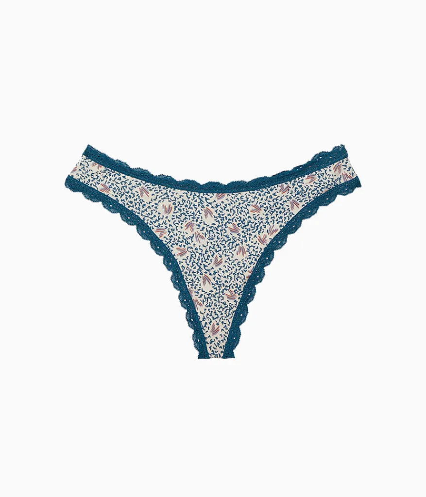 Wacoal Thong * Inpired Eyeet Thong Brushstroke
