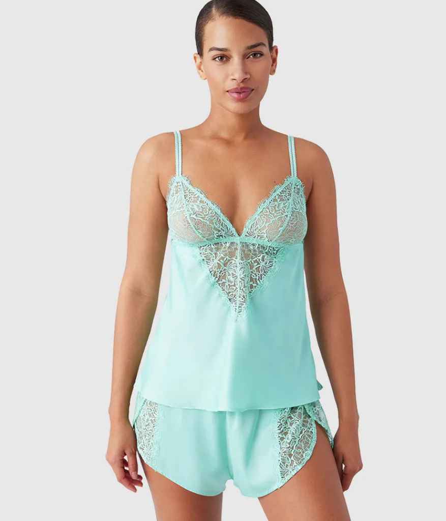 Wacoal Camis & Tanks * It' On Cai Cabbage