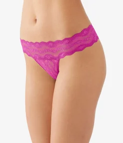 Wacoal Thong * ace Ki Thong Fuchsia Red
