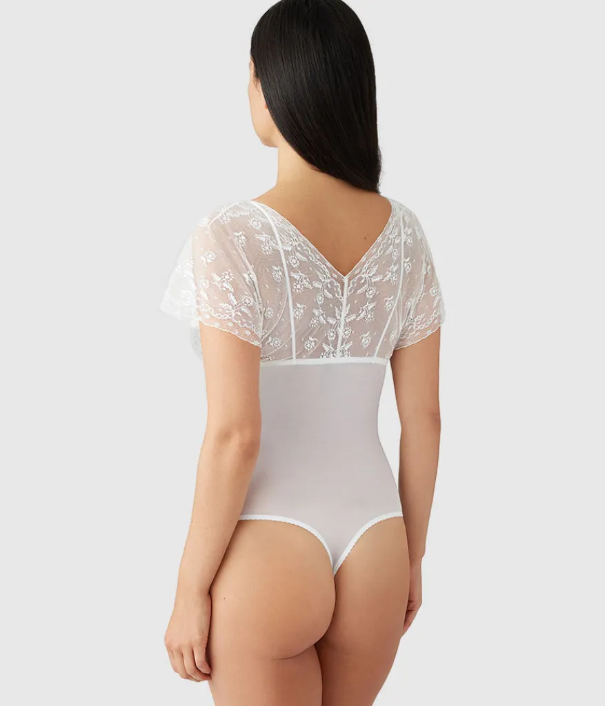 Wacoal Chemises & Bodysuits * ifted In uxury Bodyuit Egret