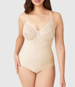 Wacoal Body Briefers|Underwire * Visual Effects Body Briefer with Minimizer Bra Sand