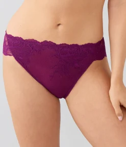 Wacoal Hi-Cut * Vivid Attraction Hi-Cut Dark Purple