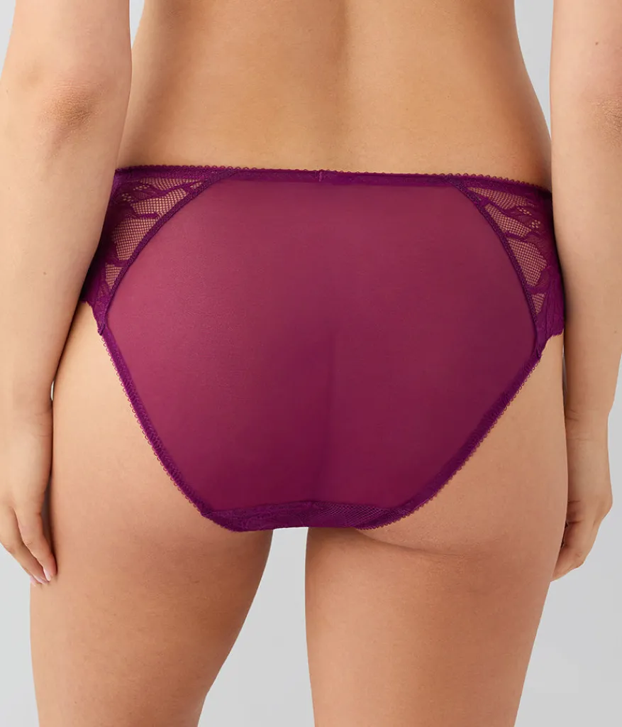 Wacoal Hi-Cut * Vivid Attraction Hi-Cut Dark Purple